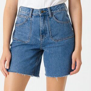 J. Galt High Waisted light-wash denim shorts size Small Cut off Cargo